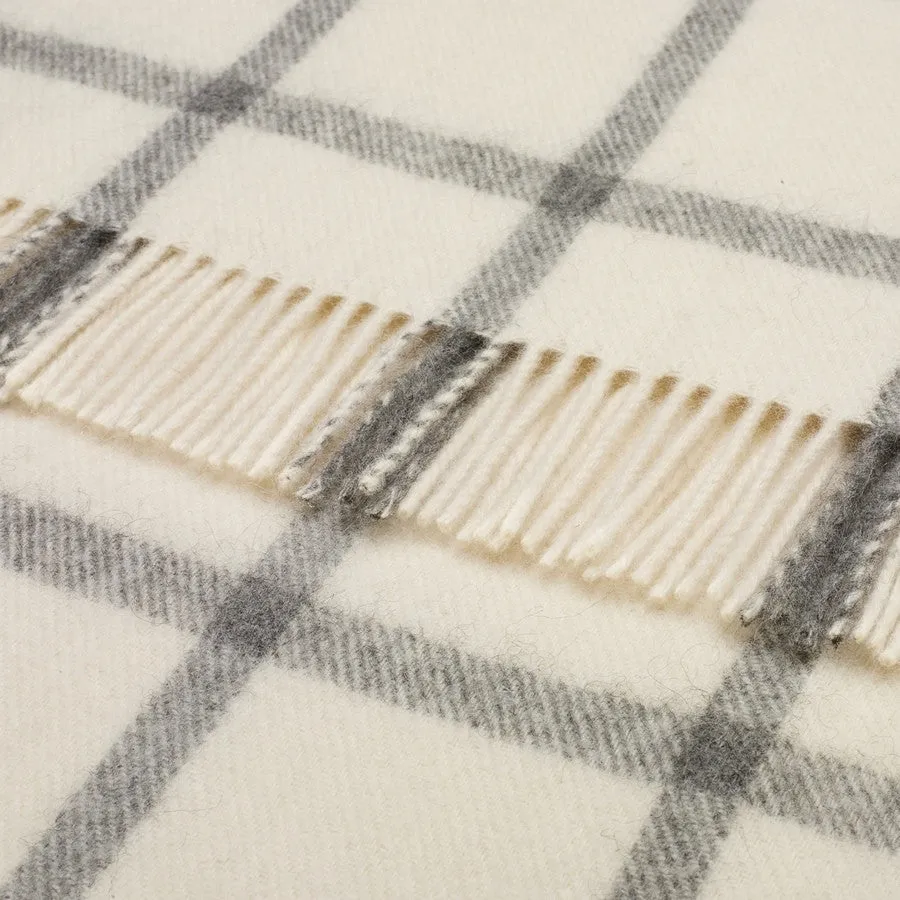 Bronte By Moon Throw - Windowpane Cream