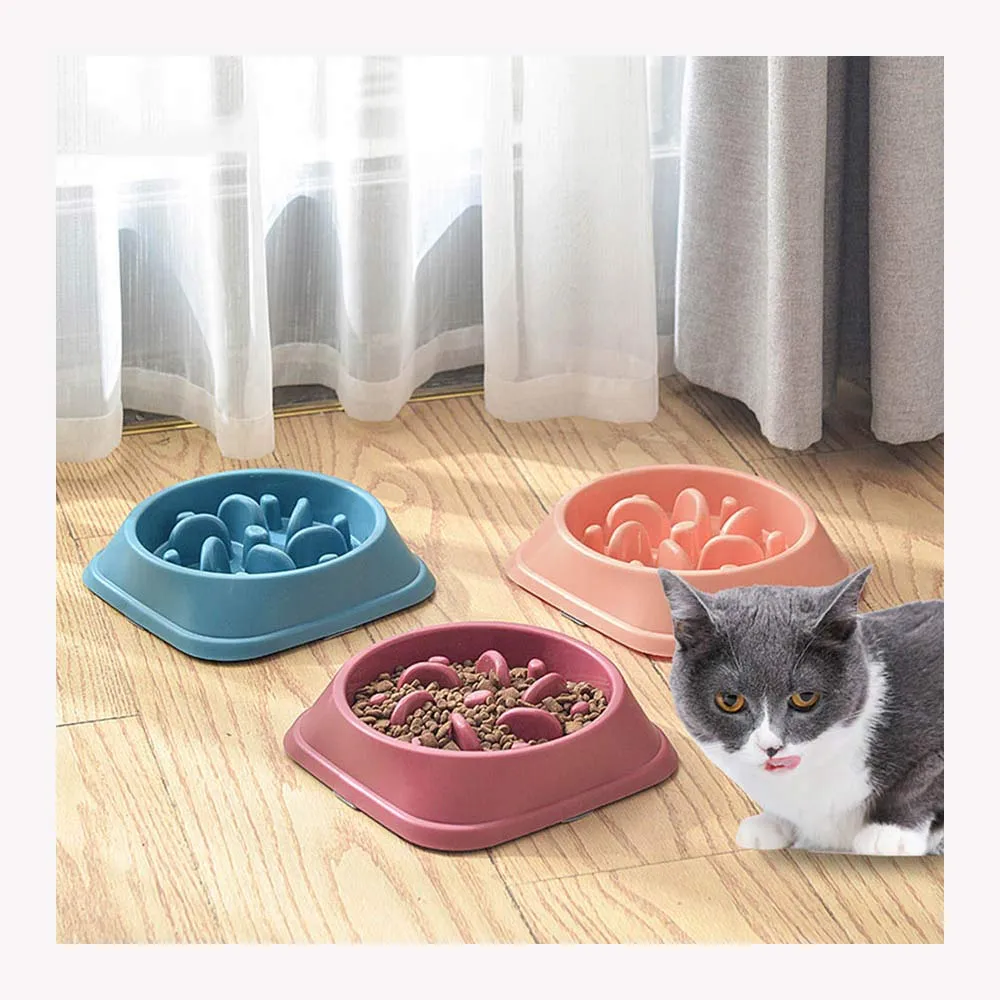 PAWS ASIA Wholesale PP Plastic Portable Slow Eating Non Slip Dog And Cat Bowls