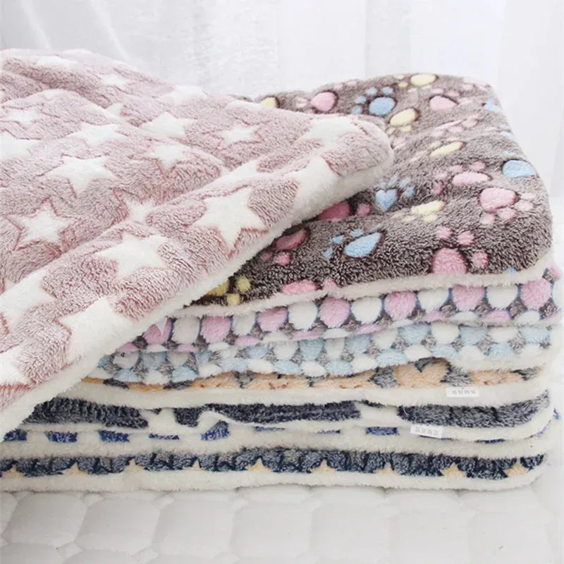 Soft Flannel Pet Mat | Winter Thicken Warm Cat & Dog Blanket | Puppy Sleeping Cover Towel | Cushion for Small, Medium & Large Dogs