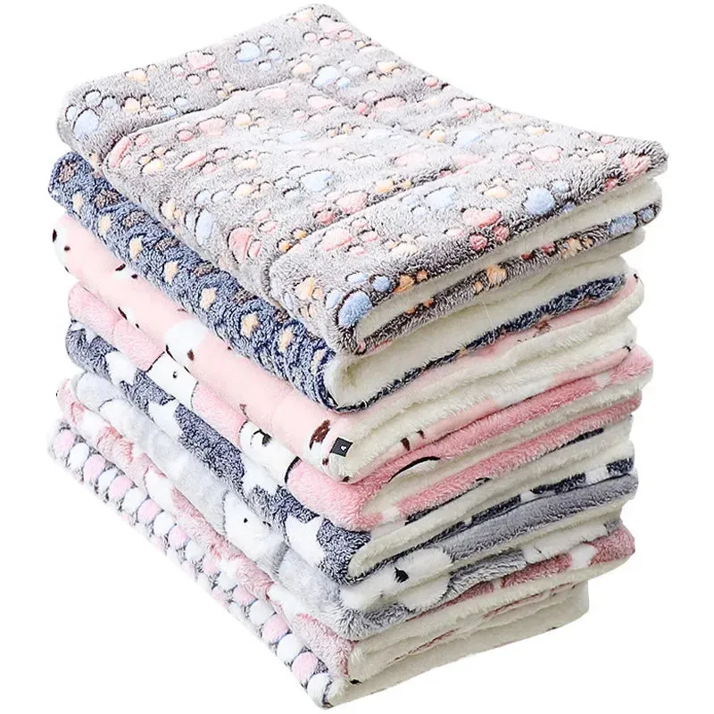Soft Flannel Pet Mat | Winter Thicken Warm Cat & Dog Blanket | Puppy Sleeping Cover Towel | Cushion for Small, Medium & Large Dogs